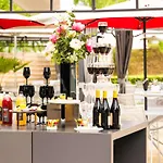 图尔北美居酒店 图尔