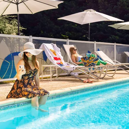 Hotel Mercure Nord 4*