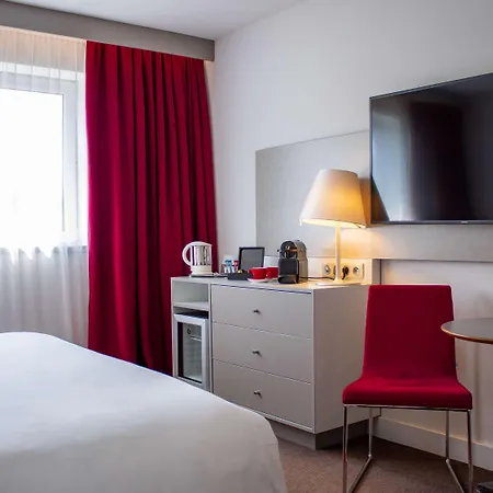 Hotel Mercure Nord 4*